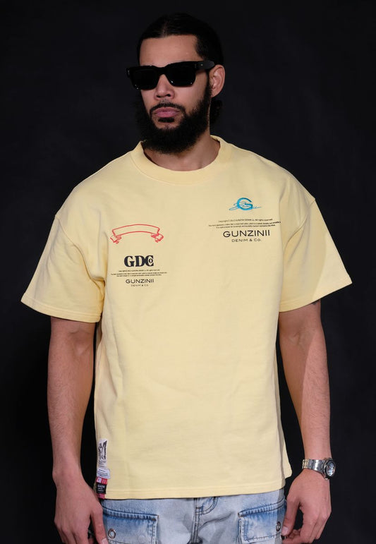 GUNZINII / YELLOW PRAY FOR PEACE TEE