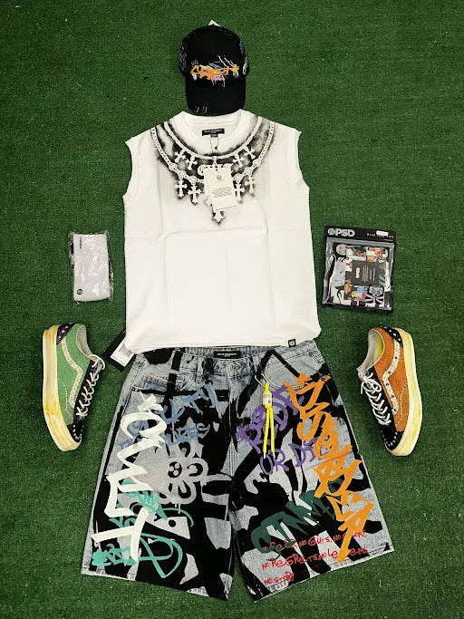 CULT SLEEVELESS STENCIL TEE