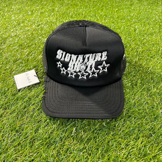 Signature Shot Trucker Hat (Blk/Wte)